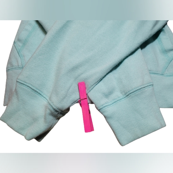 •𝙑𝙎•𝙃𝙊𝙊𝘿𝙄𝙀•𝙏𝙀𝘼𝙇• - Picture 4 of 12